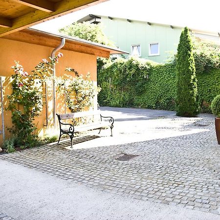 Pension Popotnik Villach Bagian luar foto