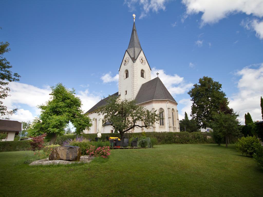 Pension Popotnik Villach Bagian luar foto