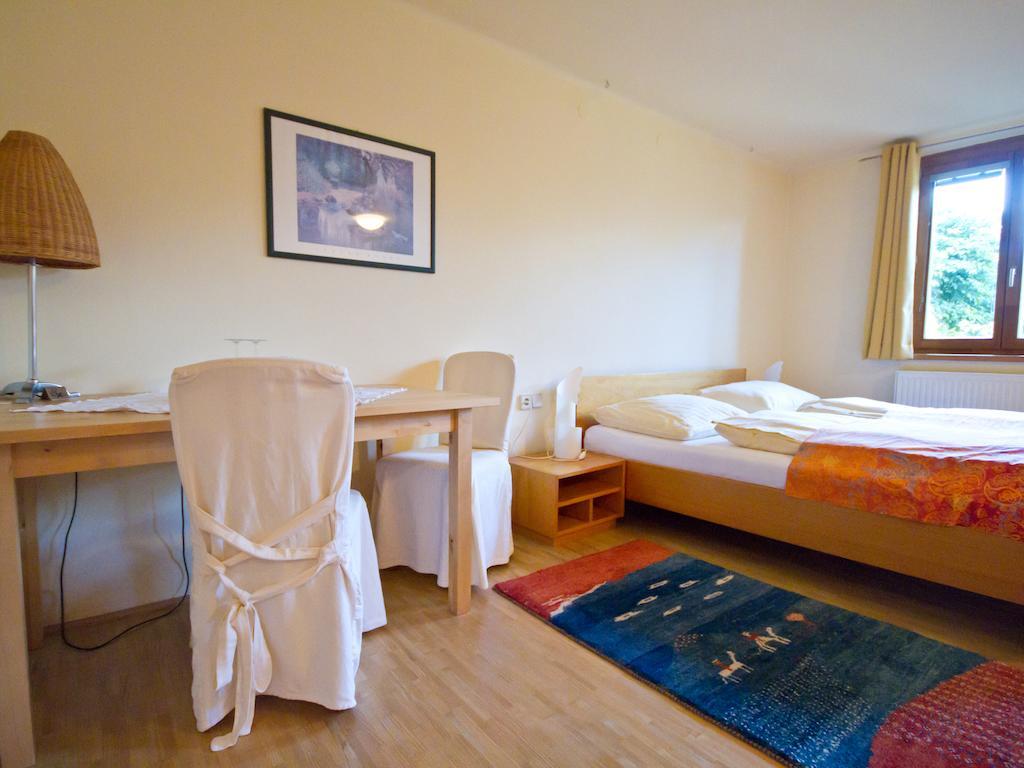Pension Popotnik Villach Ruang foto