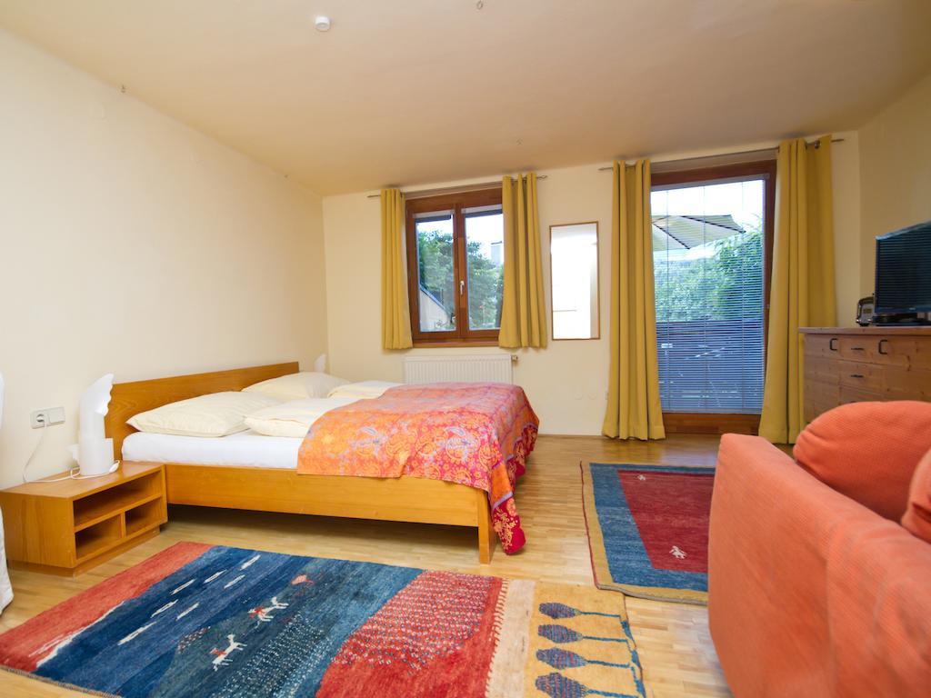 Pension Popotnik Villach Ruang foto